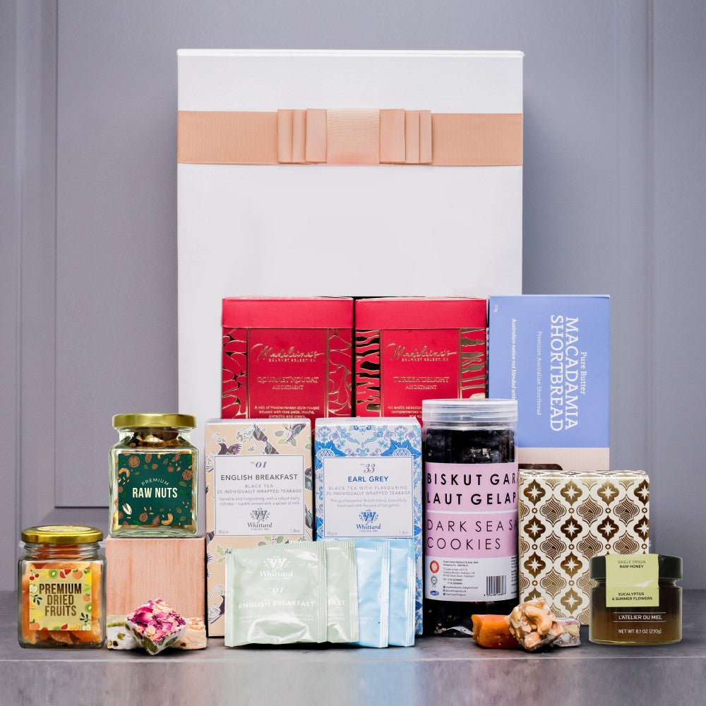 The Deluxe Gourmet Collection with Black Teas